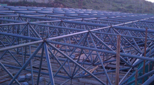 池州概述网架加工中对钢材的质量的过细恳求